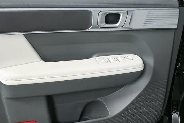 New 2026 Phantom Black Hyundai SEL FWD image 19