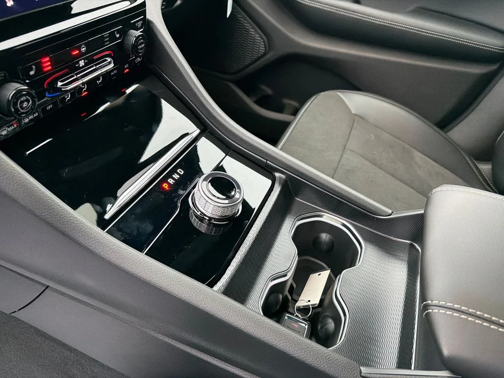 2025 Jeep Grand Cherokee L Altitude - Photo 23