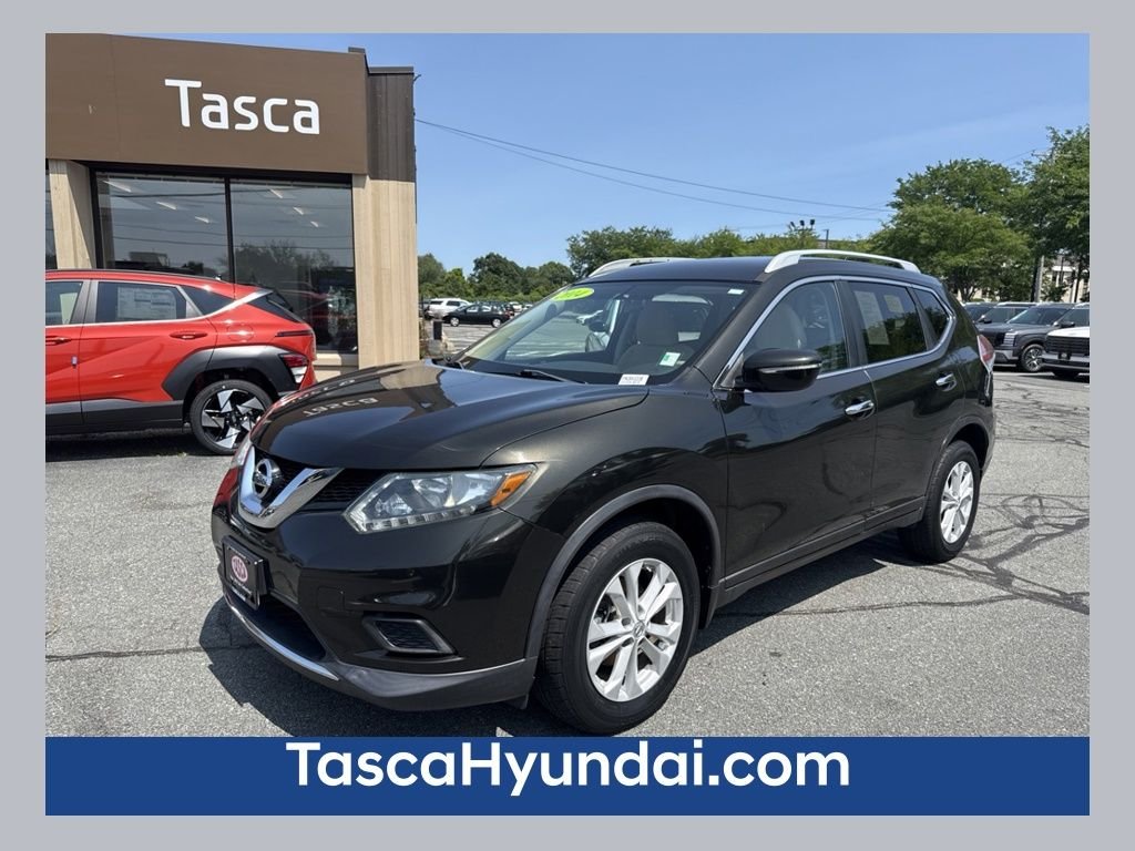 Used 2014 Black Nissan SV image 1