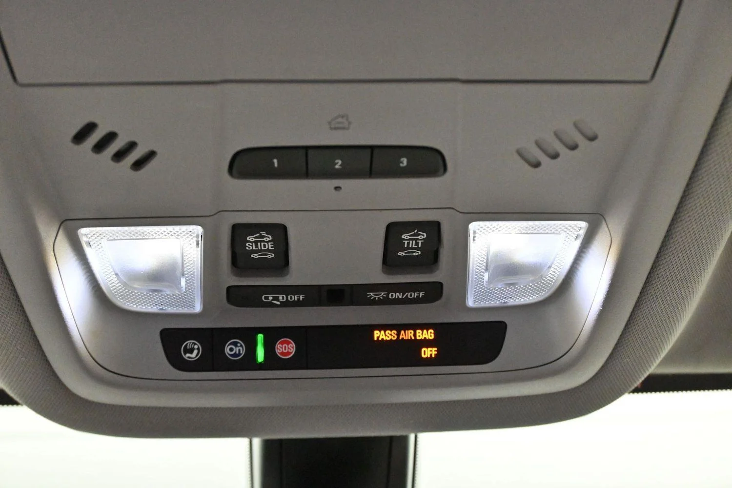 Used 2019 PEPPERDUST METALLIC GMC SLT image 32