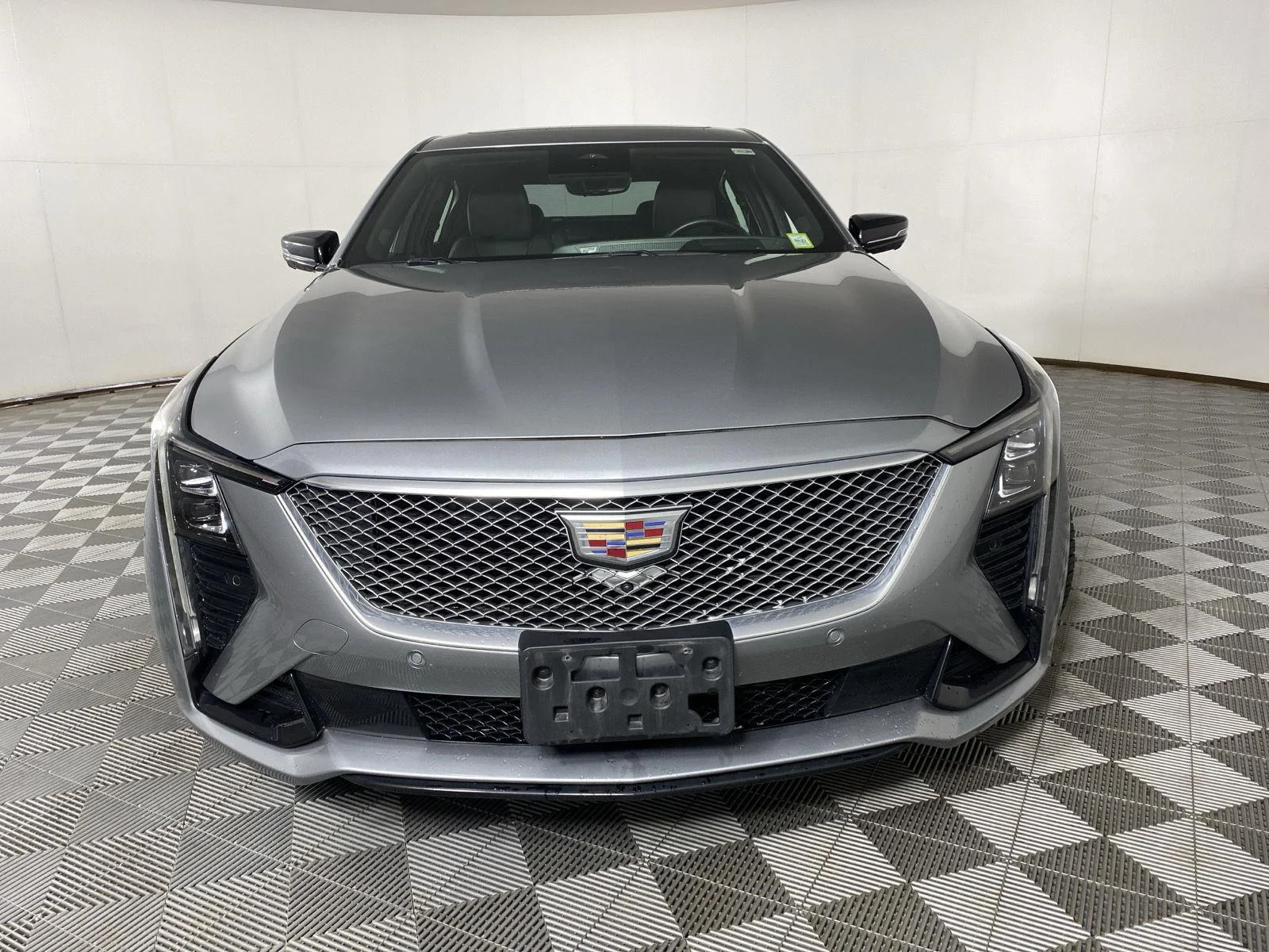 Used 2025 Argent Silver Metallic Cadillac Sport image 5