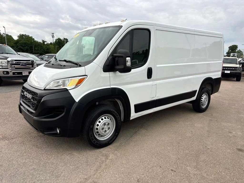 Used 2025 Bright White Clearcoat Ram  image 6