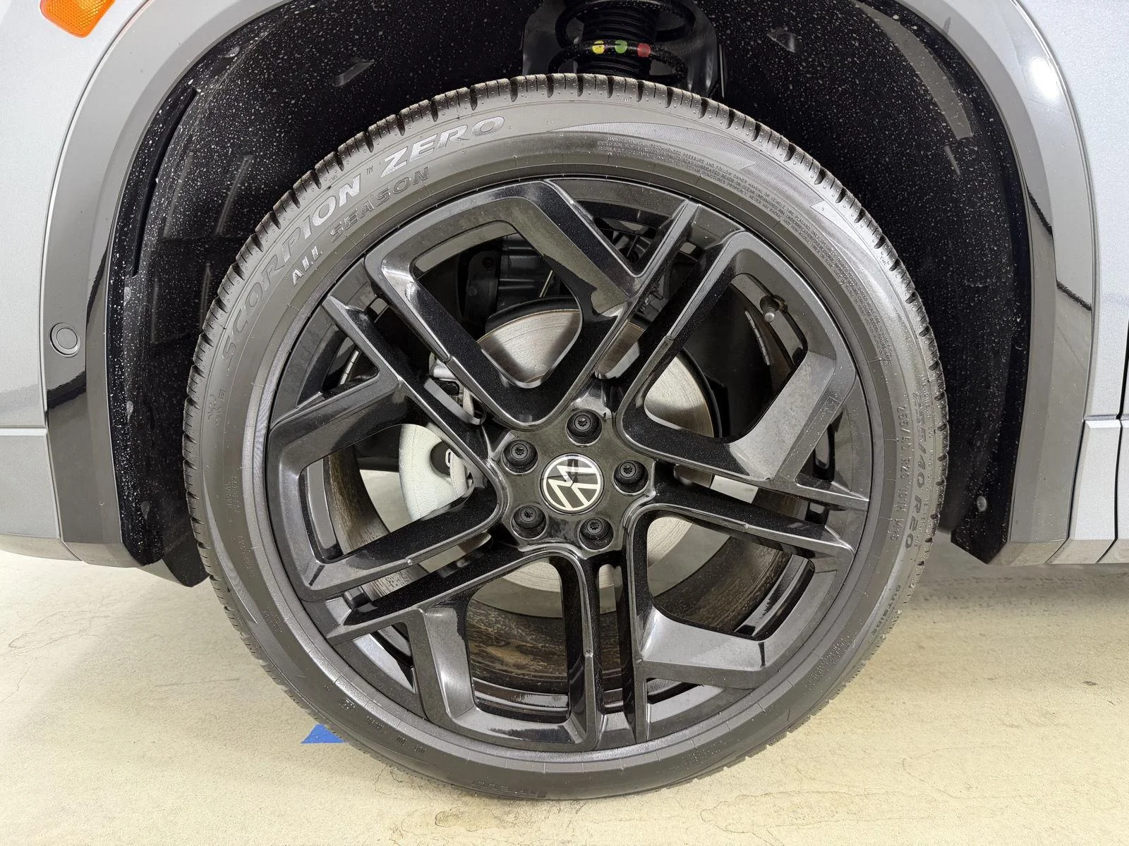 New 2026 Platinum Gray Metallic Volkswagen SE R-Line Black image 11