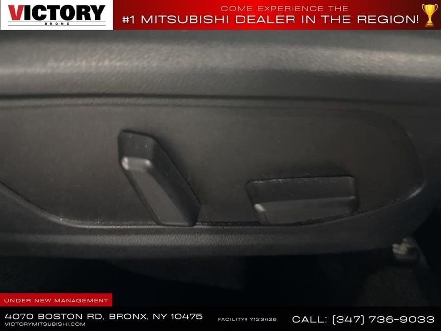 Used 2023 Blue Hyundai Limited image 17