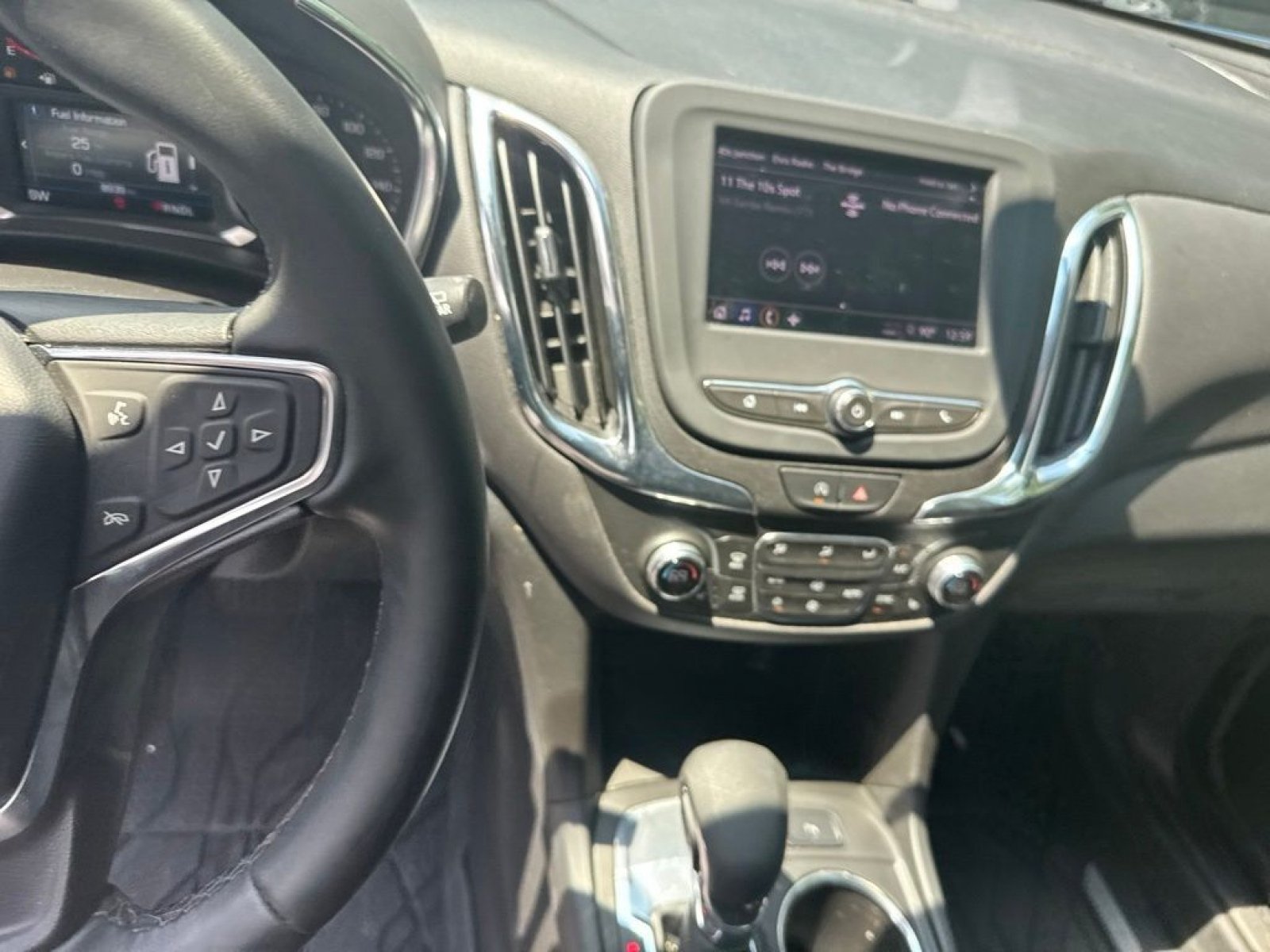 Used 2024 Lakeshore Blue Chevrolet LT image 16