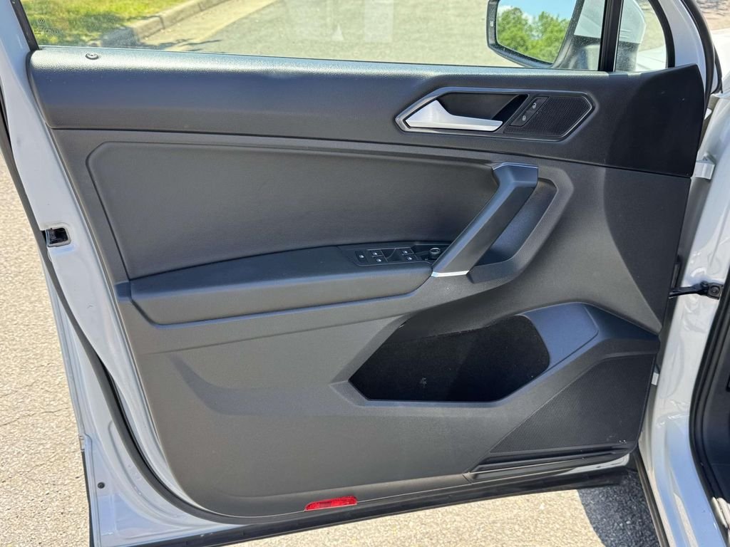 2018 Volkswagen Tiguan SE - Photo 26