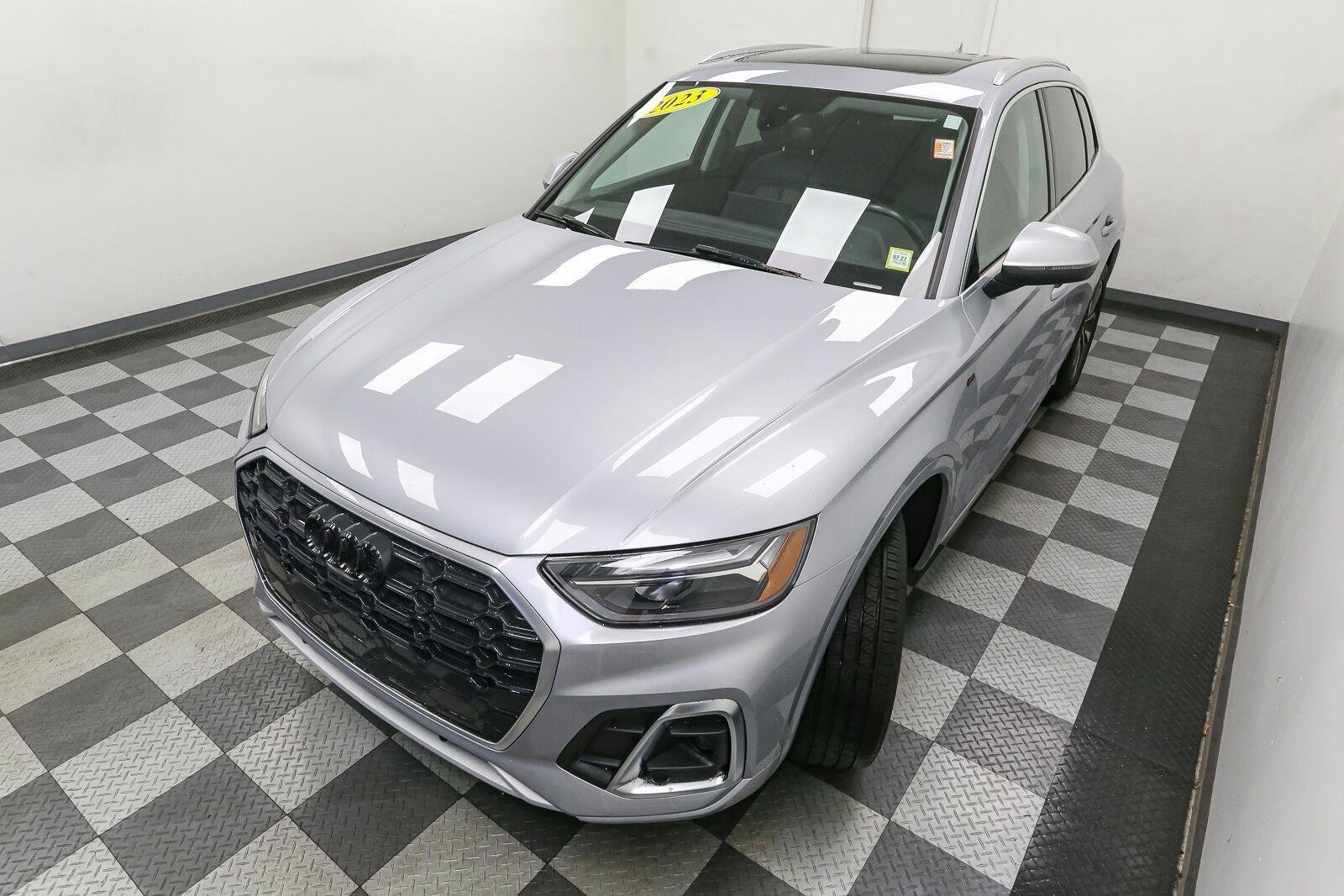 Used 2023 Florett Silver Metallic Audi S line Premium Plus image 7