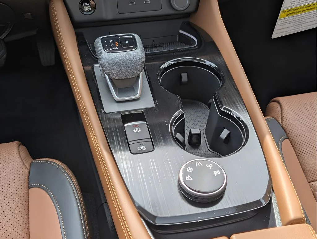 New 2026 White Nissan Platinum image 17