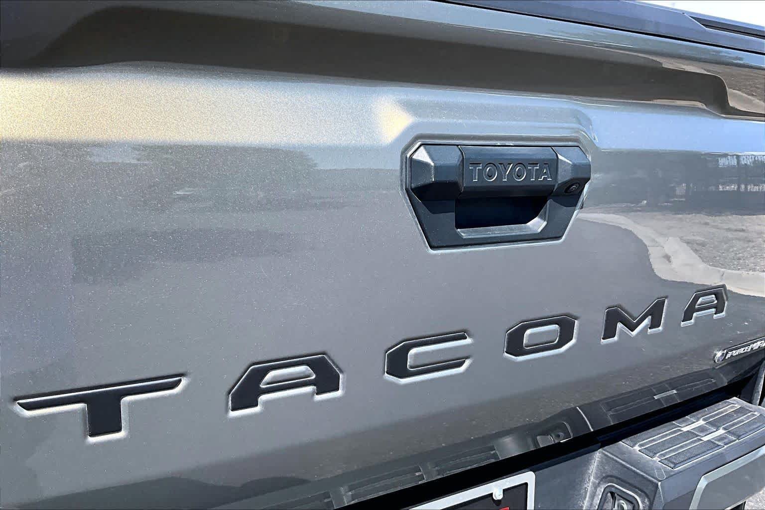 Used 2025 Bronze Oxide Toyota TRD Off Road Hybrid image 28