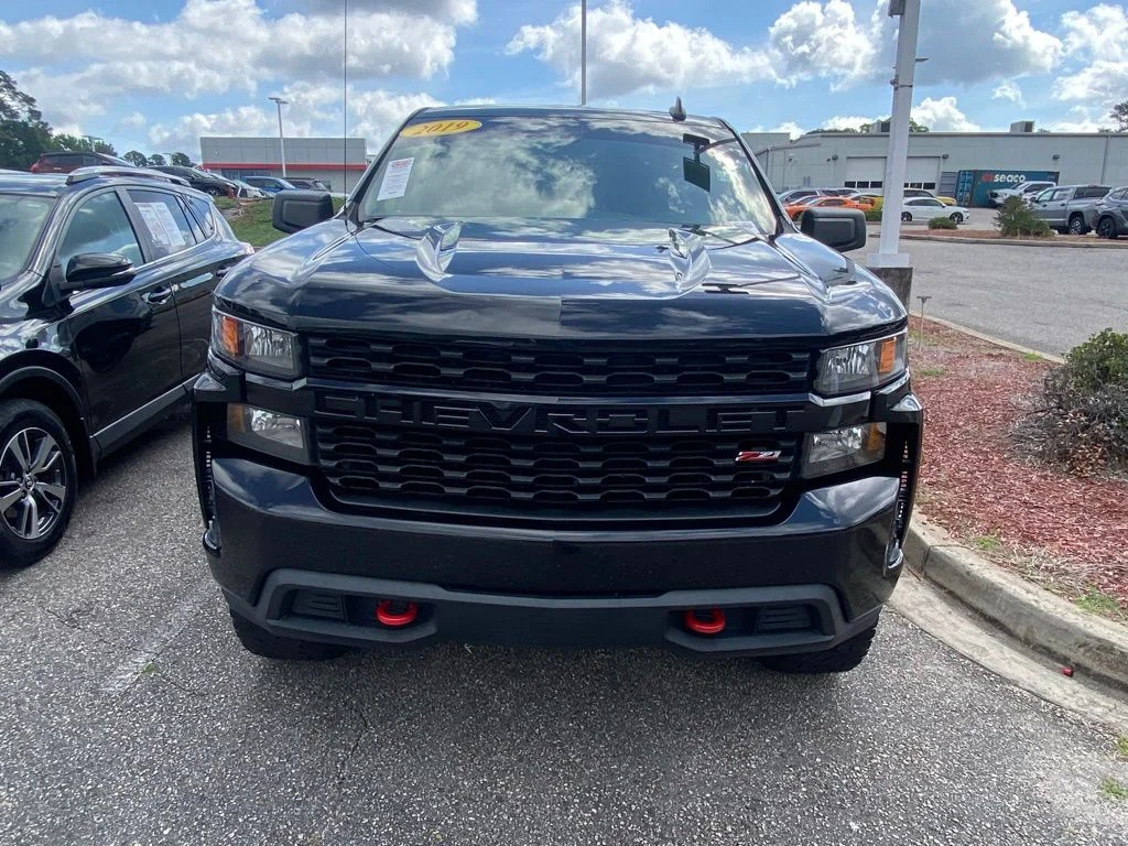 Used 2019 Black Chevrolet Custom Trail Boss image 18