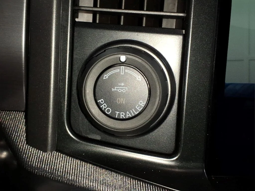 2024 Ford F-150 Lariat - Photo 13