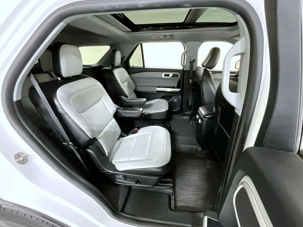 Used 2021 White Ford XLT image 18