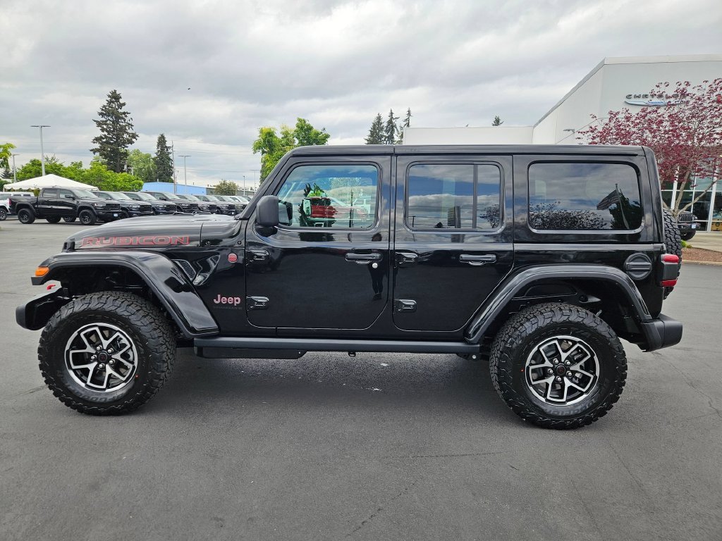 New 2026 Black Clear-Coat Exterior Paint Jeep Rubicon image 3