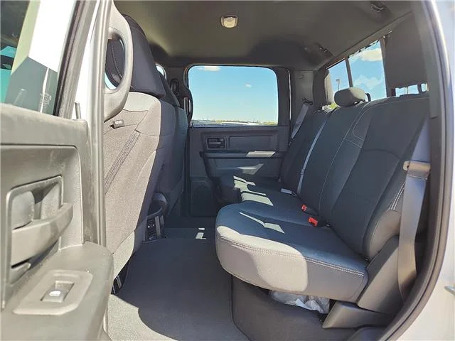 New 2027 PW7 Bright Whit Ram TRADESMAN CREW CAB 4X4 8