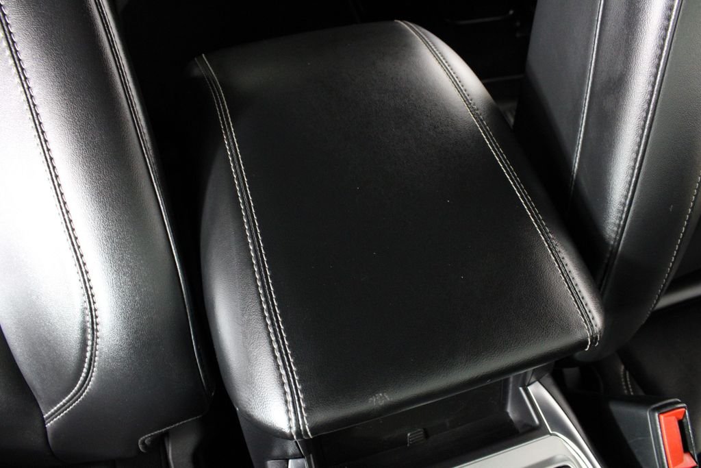 Used 2023 Black Ford XLT image 20
