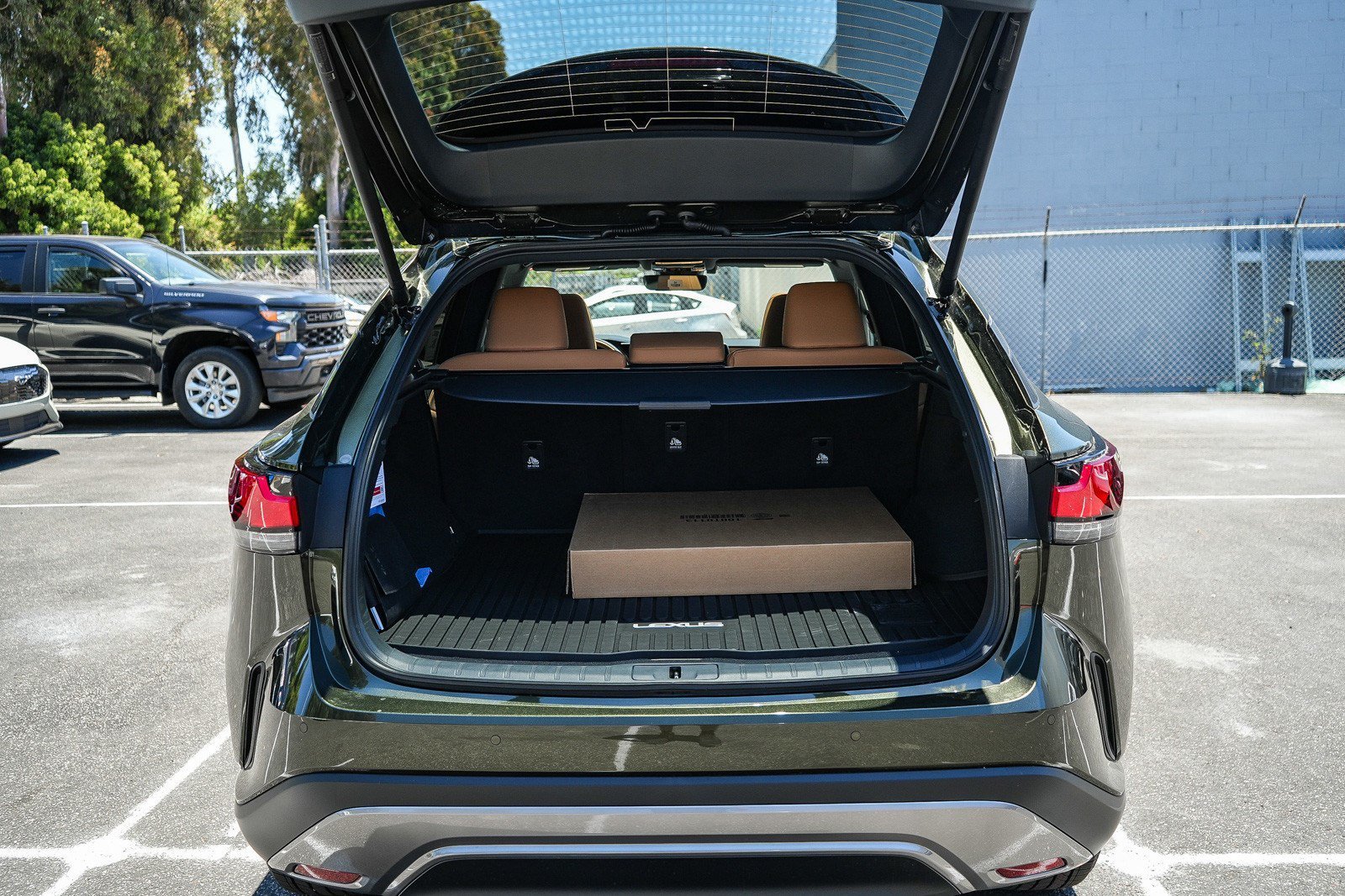 New 2026 Nori Green Pearl Lexus  350 PREMIUM image 25