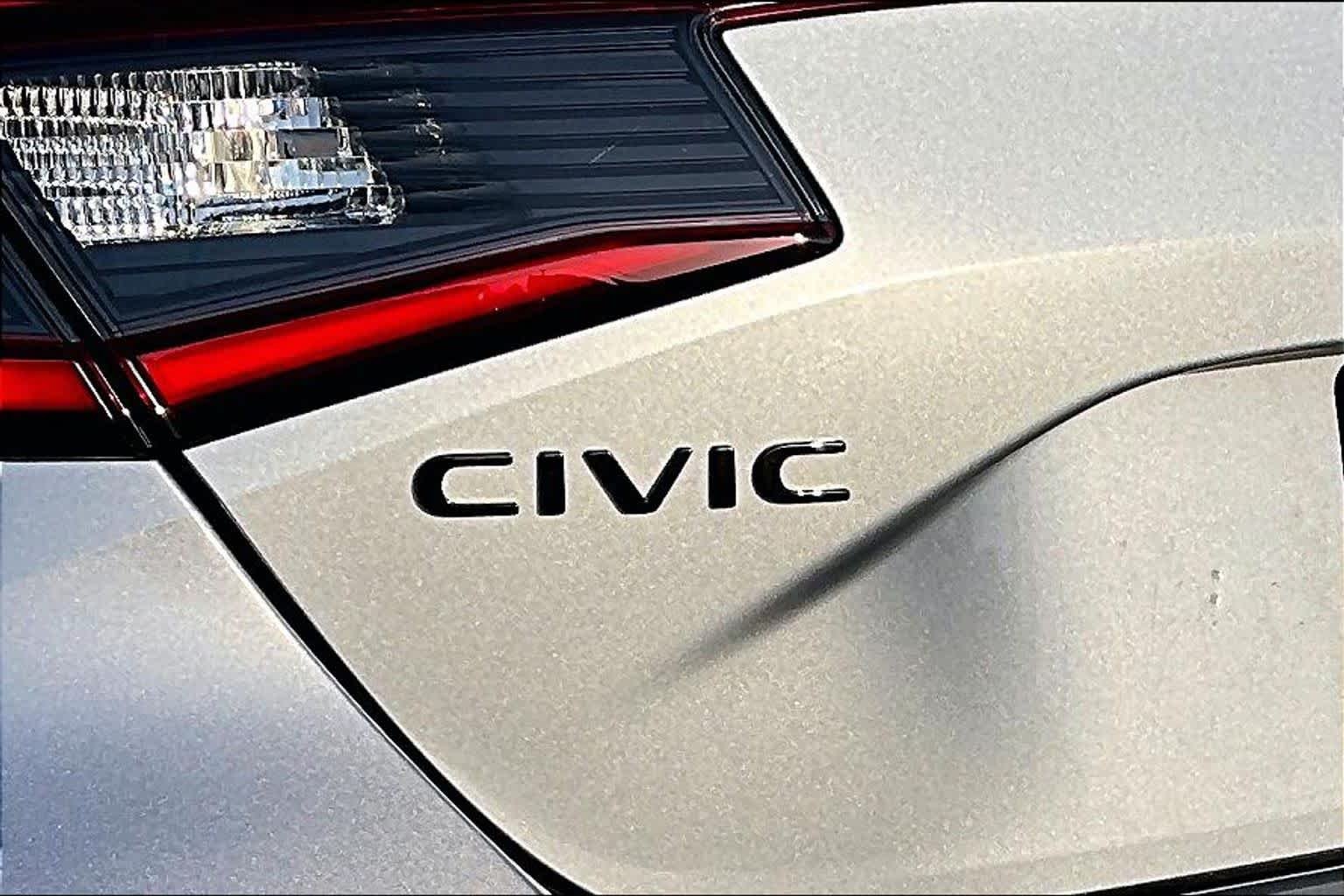 Certified Used 2026 Solar Silver Metallic Honda FWD Touring Hybrid image 30