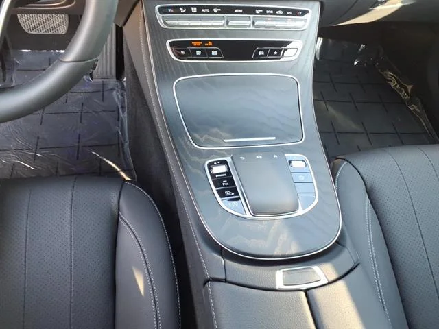 Used 2022 Black Mercedes-Benz E 350 image 17