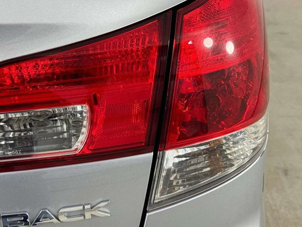 Used 2013 Ice Silver Metallic Subaru 2.5i image 27