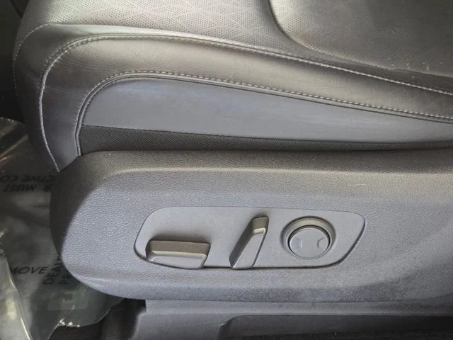 Used 2024 Red Kia LX image 8