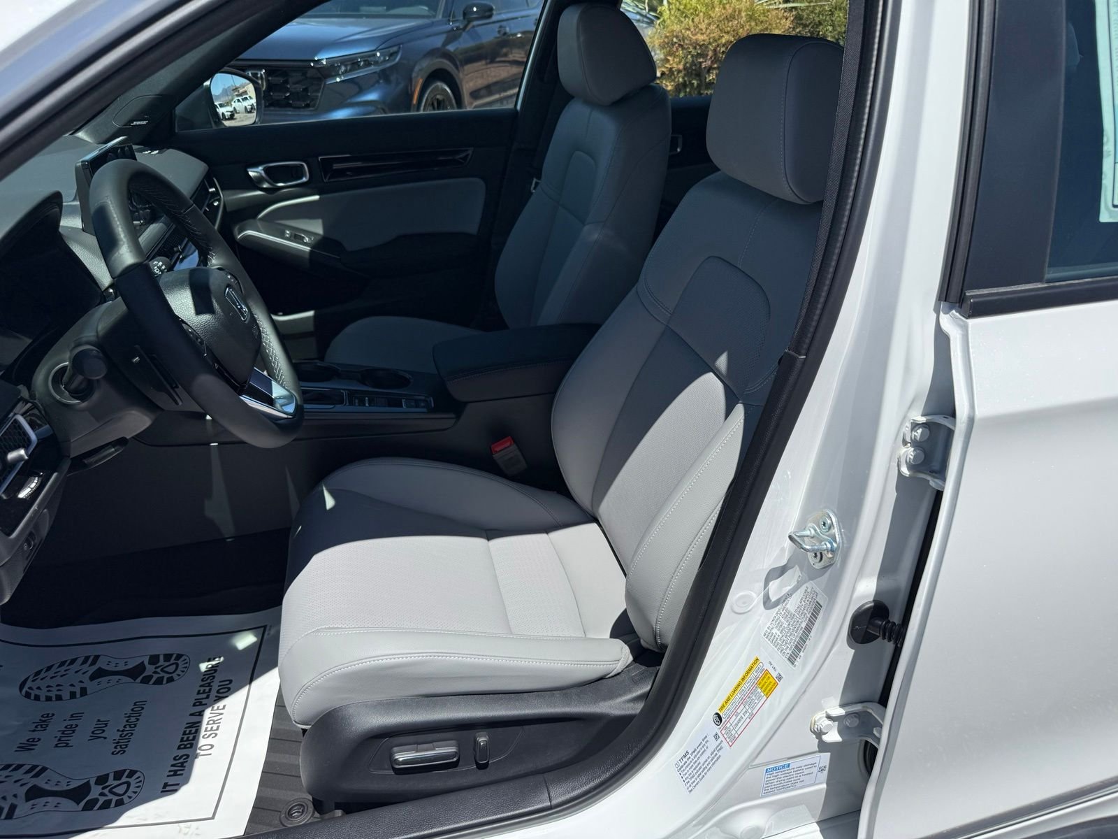 New 2026 Platinum White Pearl Honda Sport Touring image 31