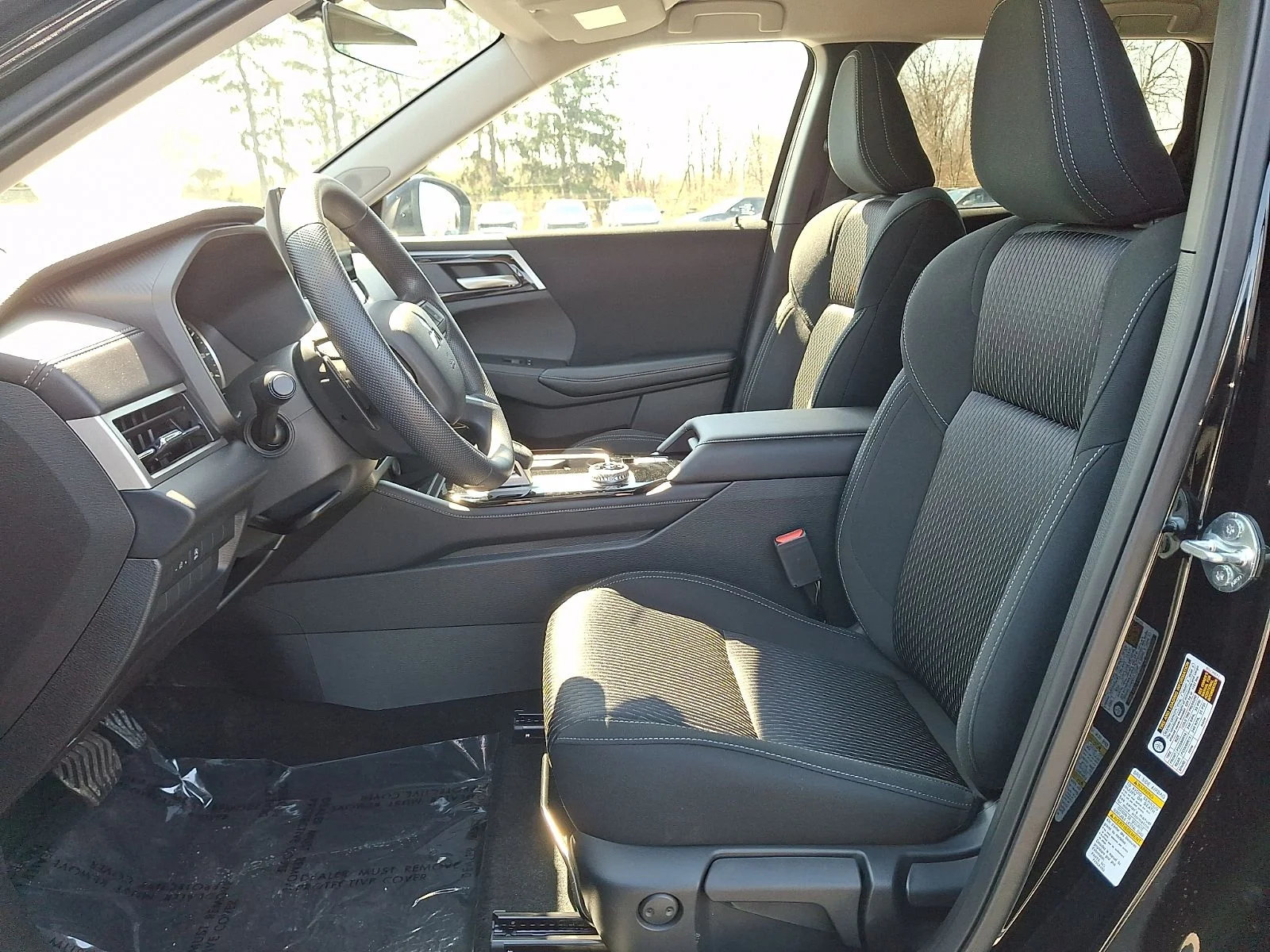 New 2026 Black Mitsubishi ES image 14