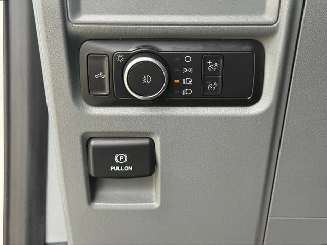 Used 2022 White Ford XLT image 22