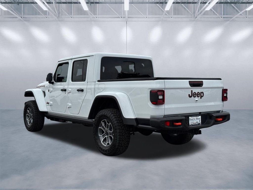 New 2026 Bright White Clear-Coat Exterior Paint Jeep Mojave X image 4