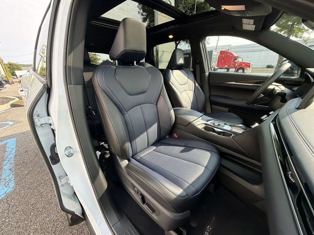 2026 INFINITI QX60 Sport - Photo 26