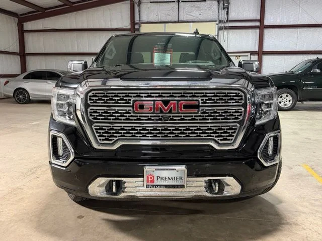 Used 2019 Black GMC Denali image 2