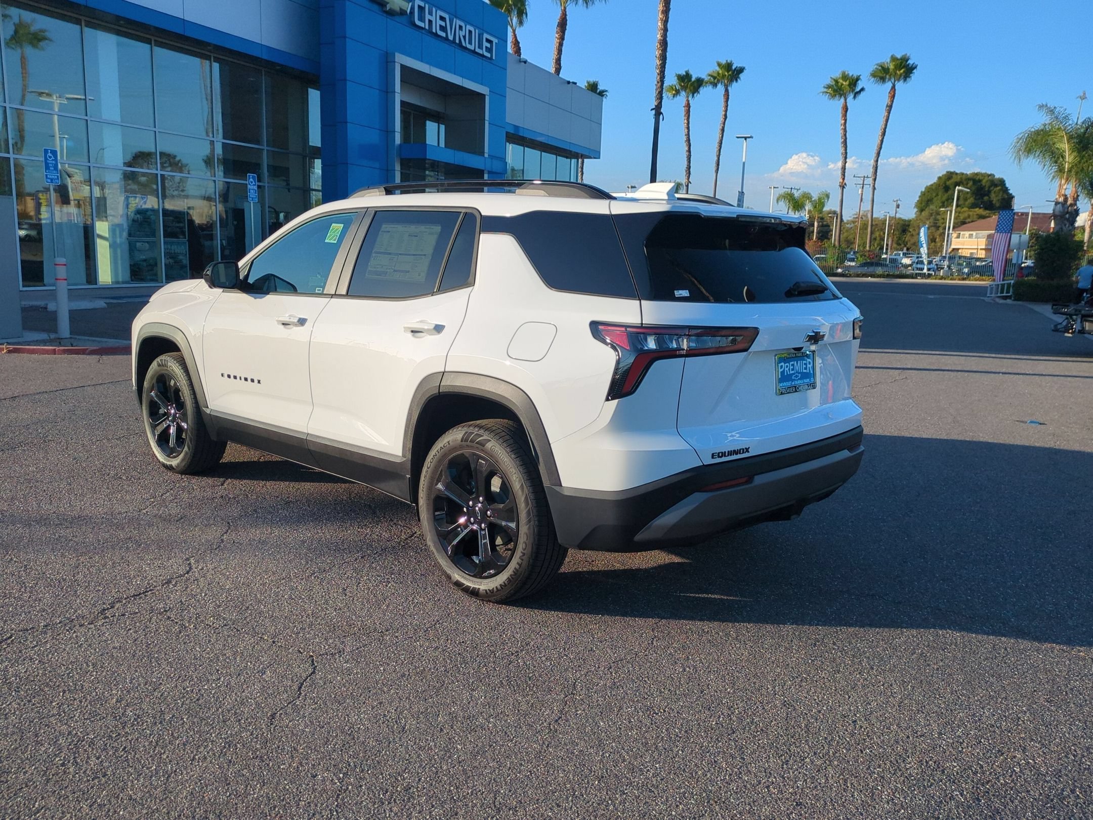 New 2027 Summit White Chevrolet LT image 3