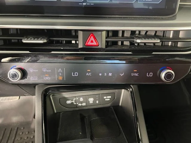 Used 2025 Black Kia GT-Line image 23