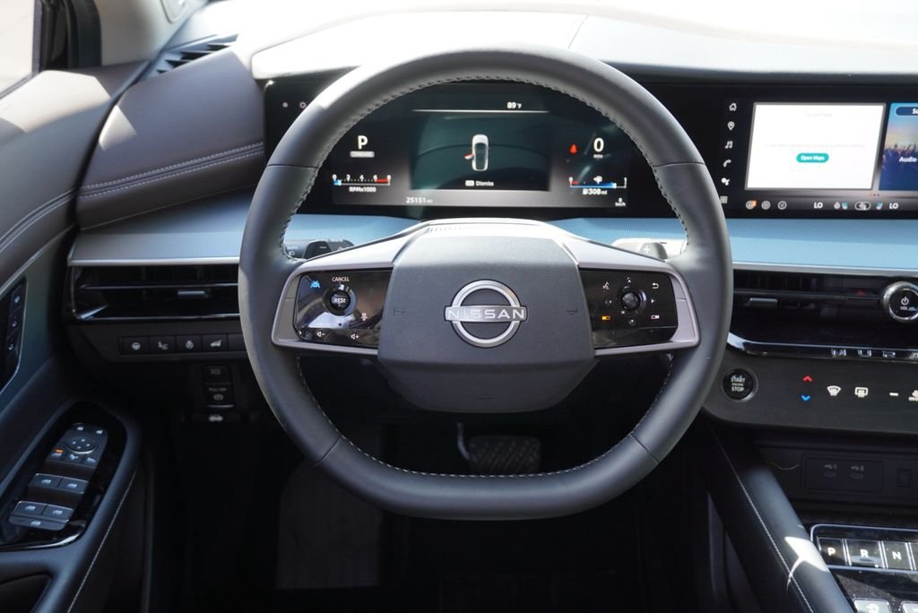 Used 2025 Black Nissan Platinum image 15