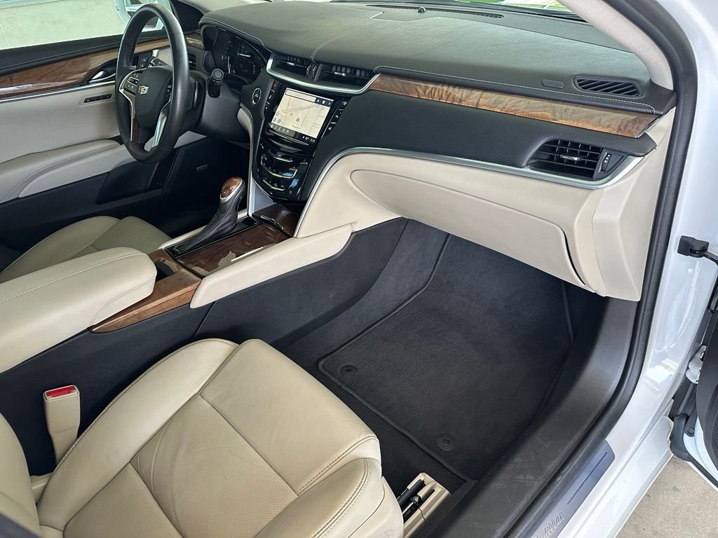 Used 2019 White Cadillac Luxury image 37