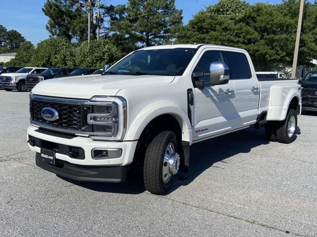 New 2026 Star White Metallic Tri-Coat Ford F-450® Platinum® image 5