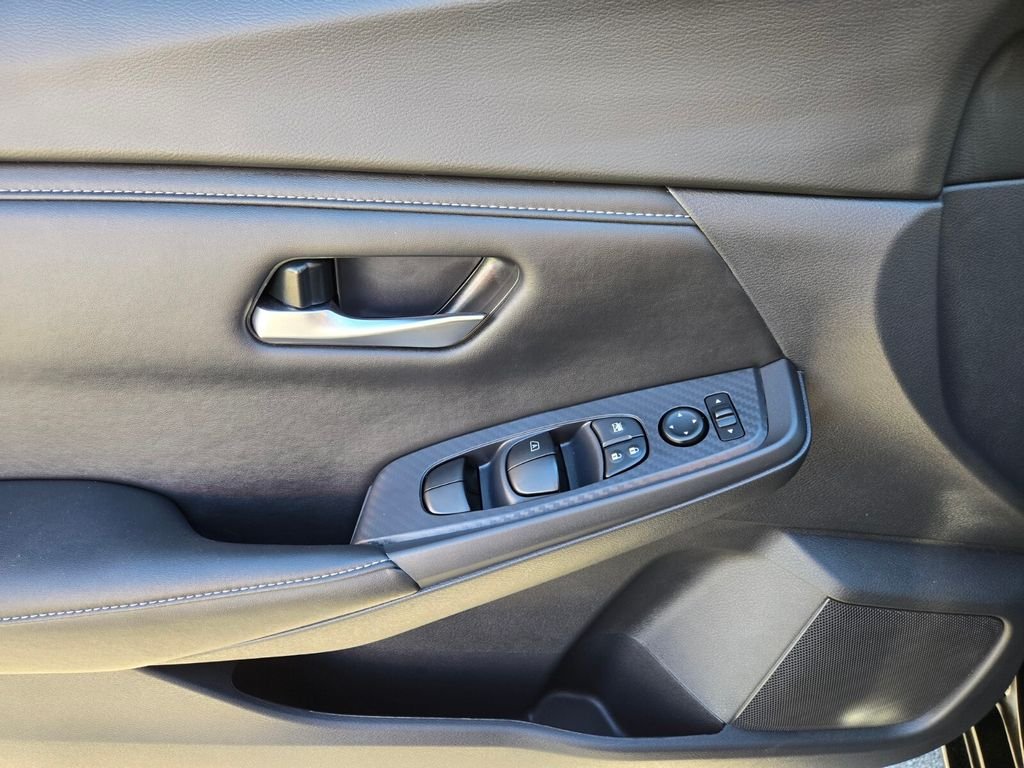 2025 Nissan Sentra SV - Photo 22