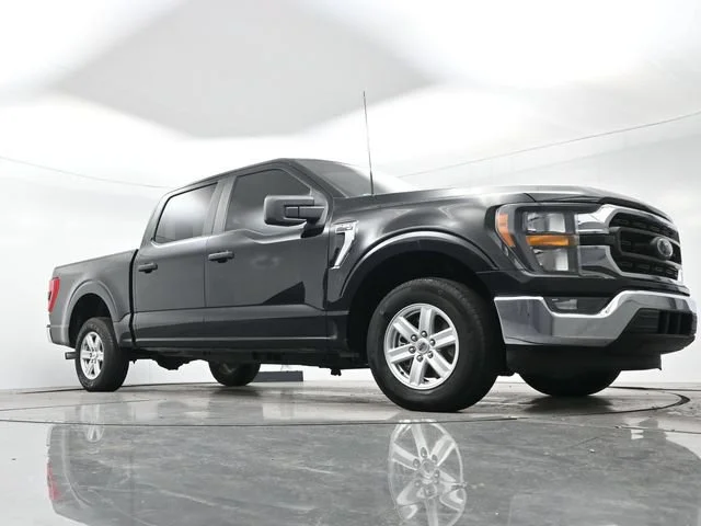 Used 2023 Agate Black Metallic Ford XL image 20