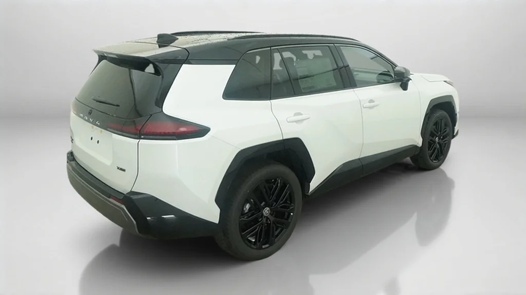New 2026 Wind Chill Pearl with Midnight Black Metallic roof Toyota XSE image 9