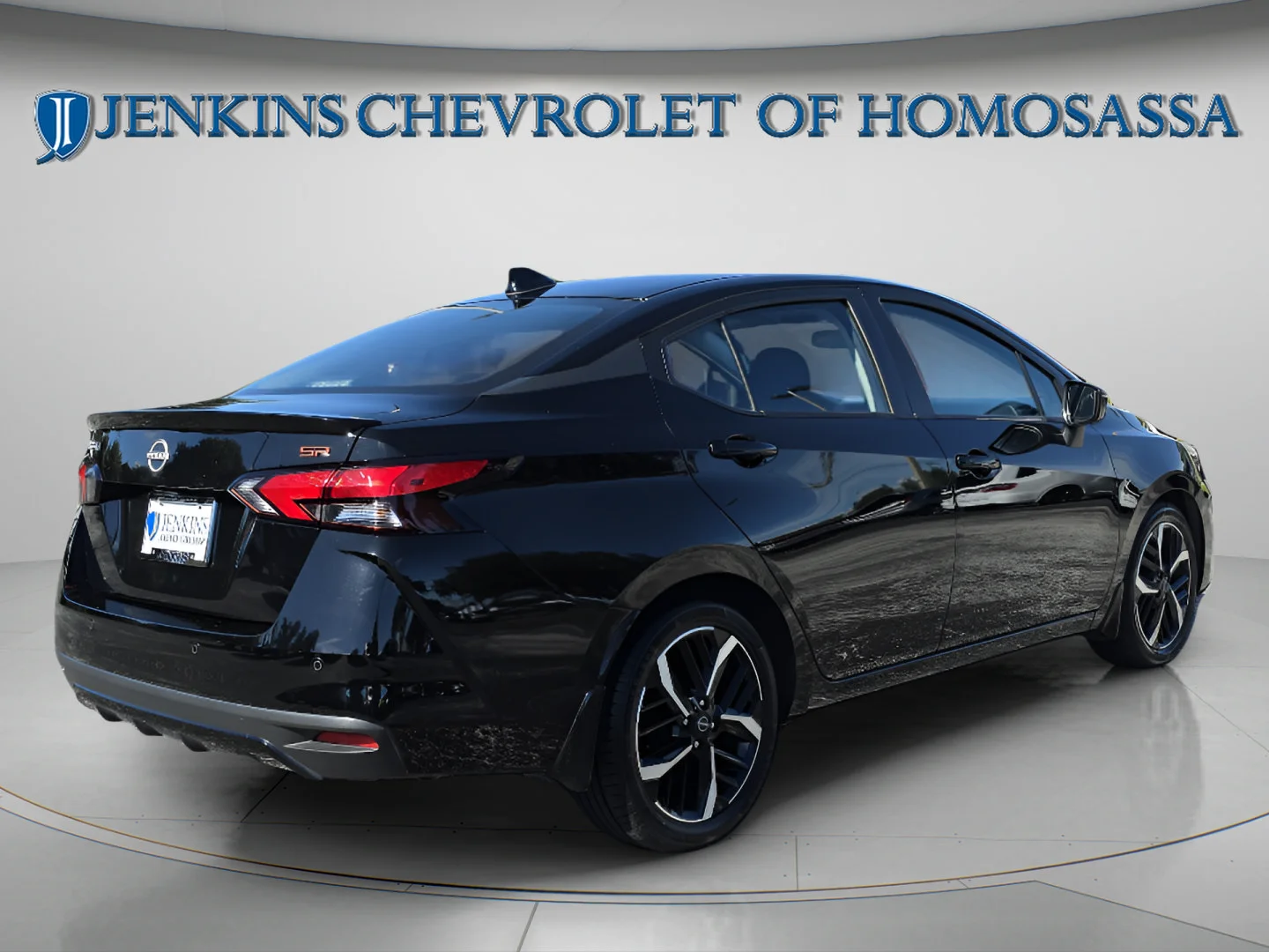 Used 2025 Super Black Nissan SR image 5