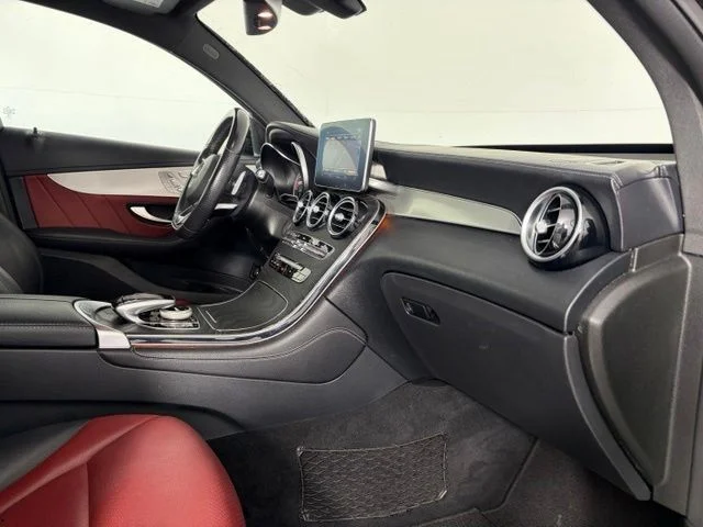Used 2019 Black Mercedes-Benz GLC 300 Coupe image 32