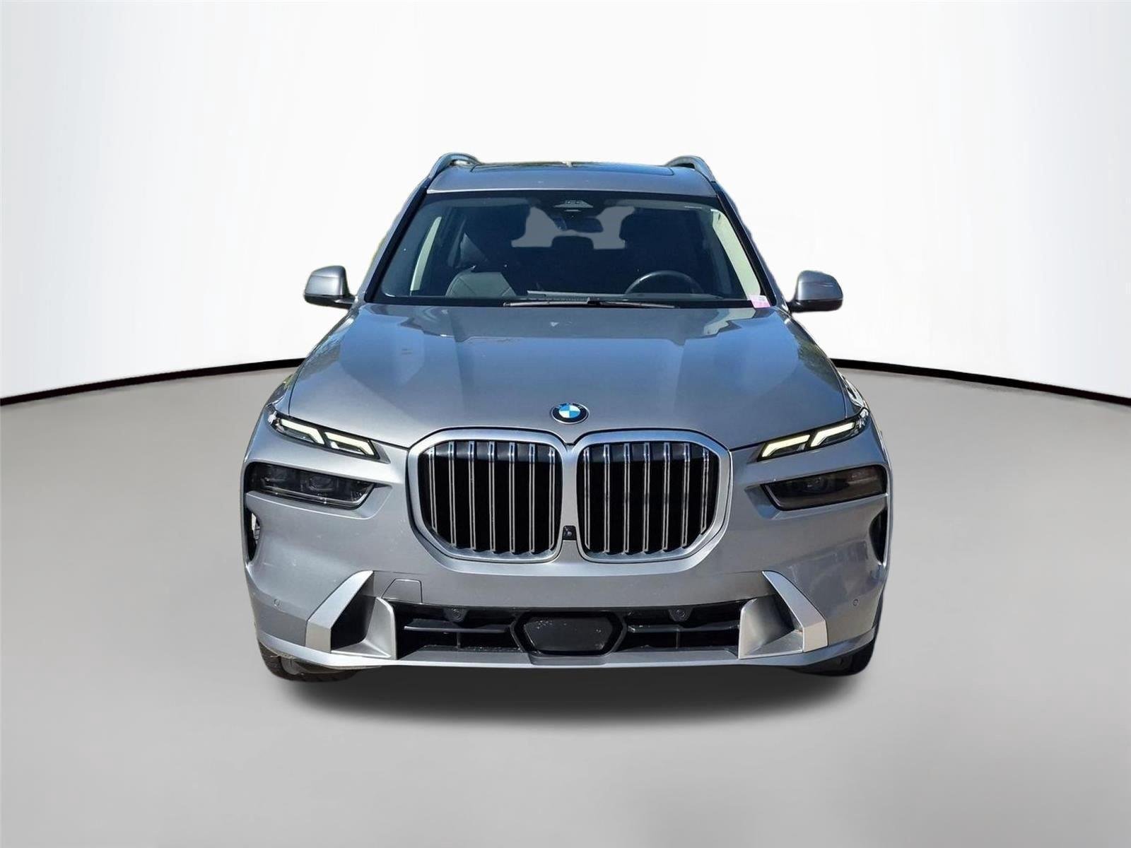 Used 2024 Skyscraper Grey Metallic BMW xDrive40i image 8