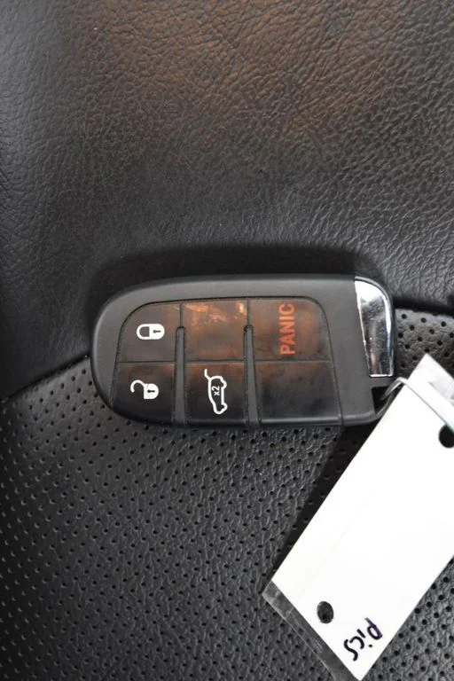 Used 2020 Black Jeep Limited image 28