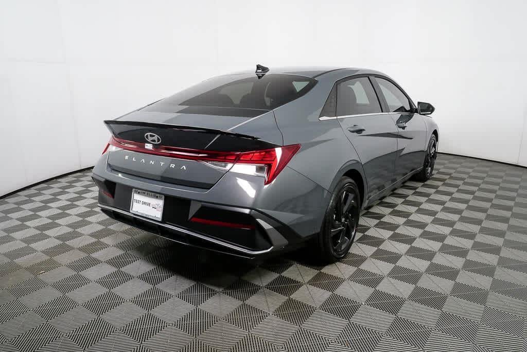 New 2026 Ecotronic Gray Hyundai SEL Sport image 3