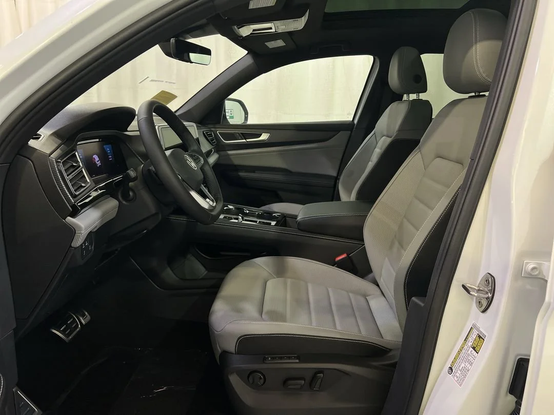 2026 Volkswagen Atlas Cross Sport SEL R-LINE - Photo 14