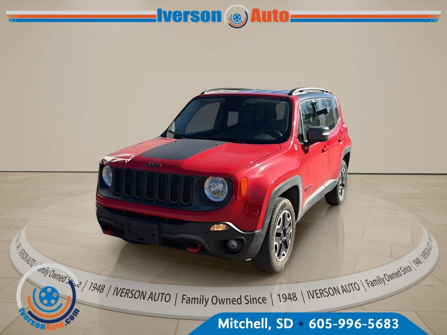 Used 2016 Colorado Red Jeep Trailhawk image 2