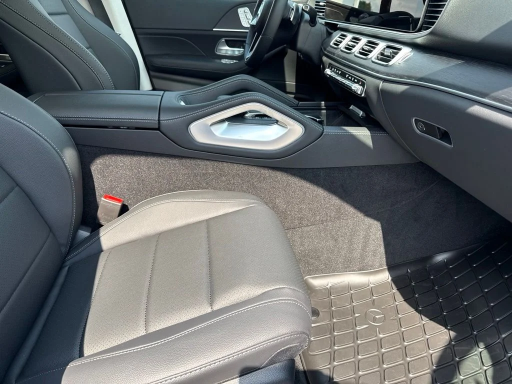 Used 2026 Black Mercedes-Benz GLE 350 image 19