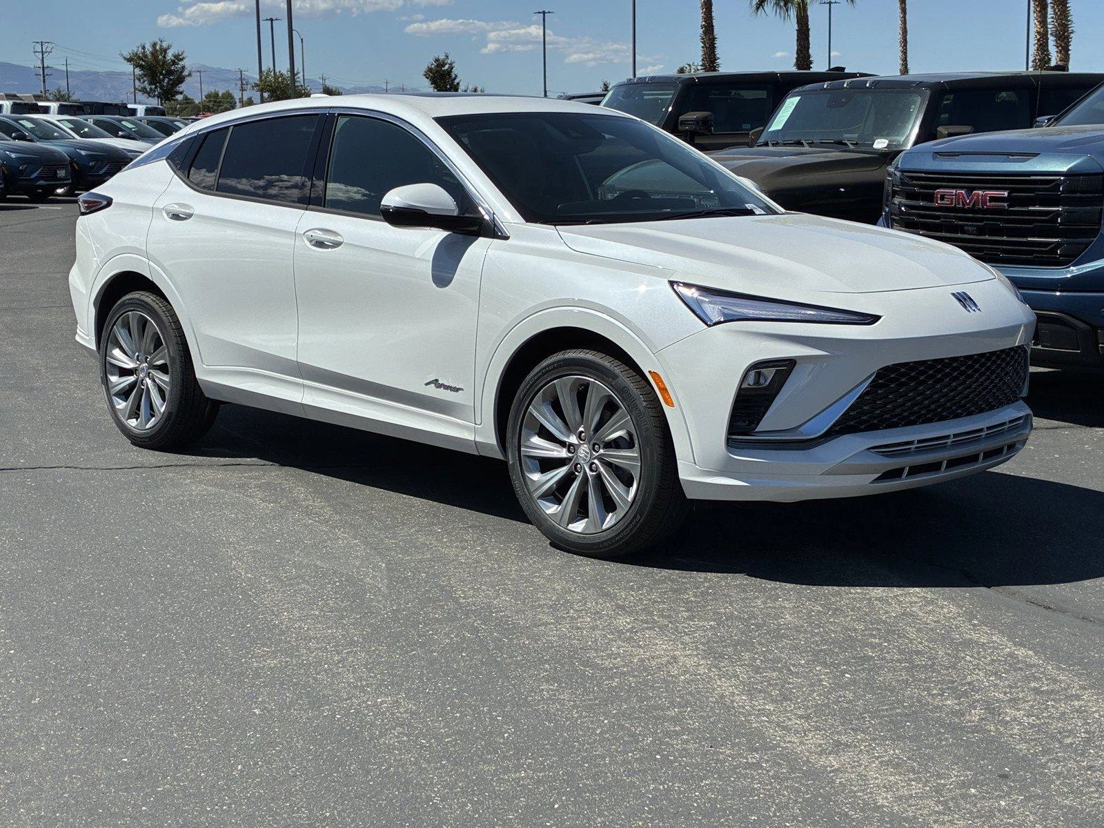 New 2026 White Frost Tricoat Buick Avenir image 1