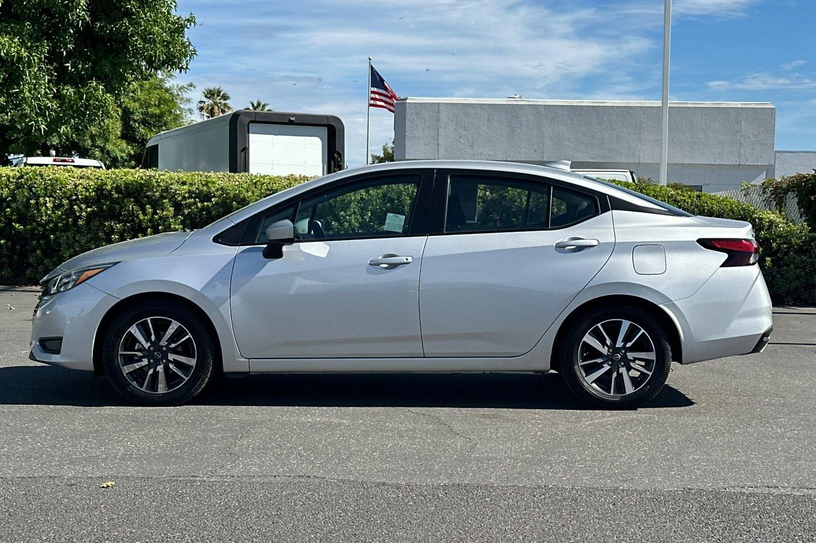 Used 2025 Brilliant Silver Metallic Nissan SV image 7