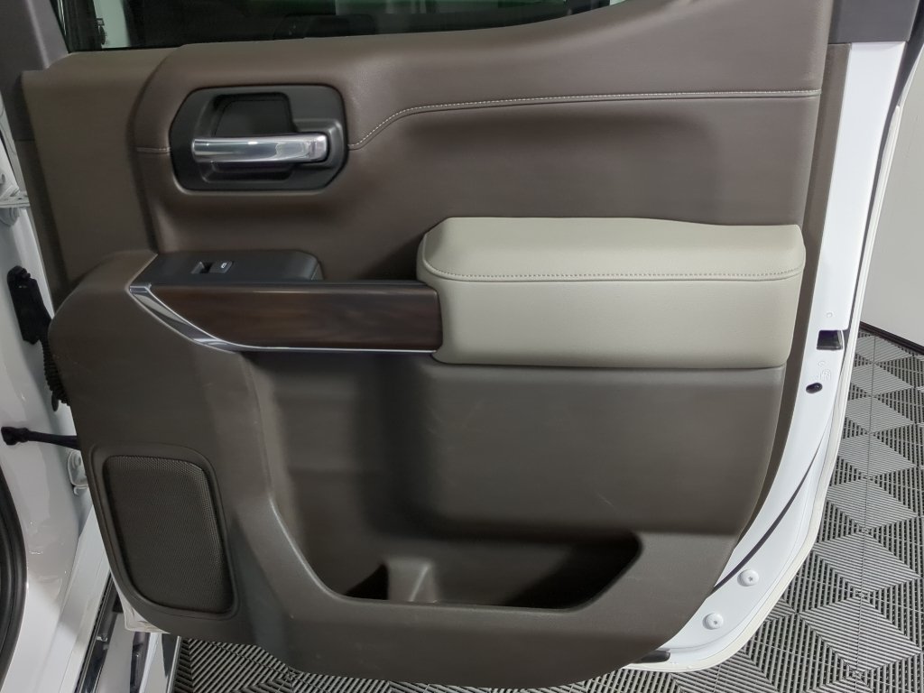 Used 2020 SUMMIT WHITE GMC SLT image 21