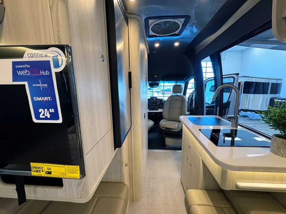 New 2026 SILVER AIRSTREAM  image 31